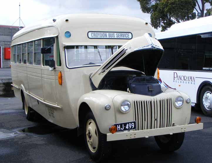 Croydon Bus Service Ford